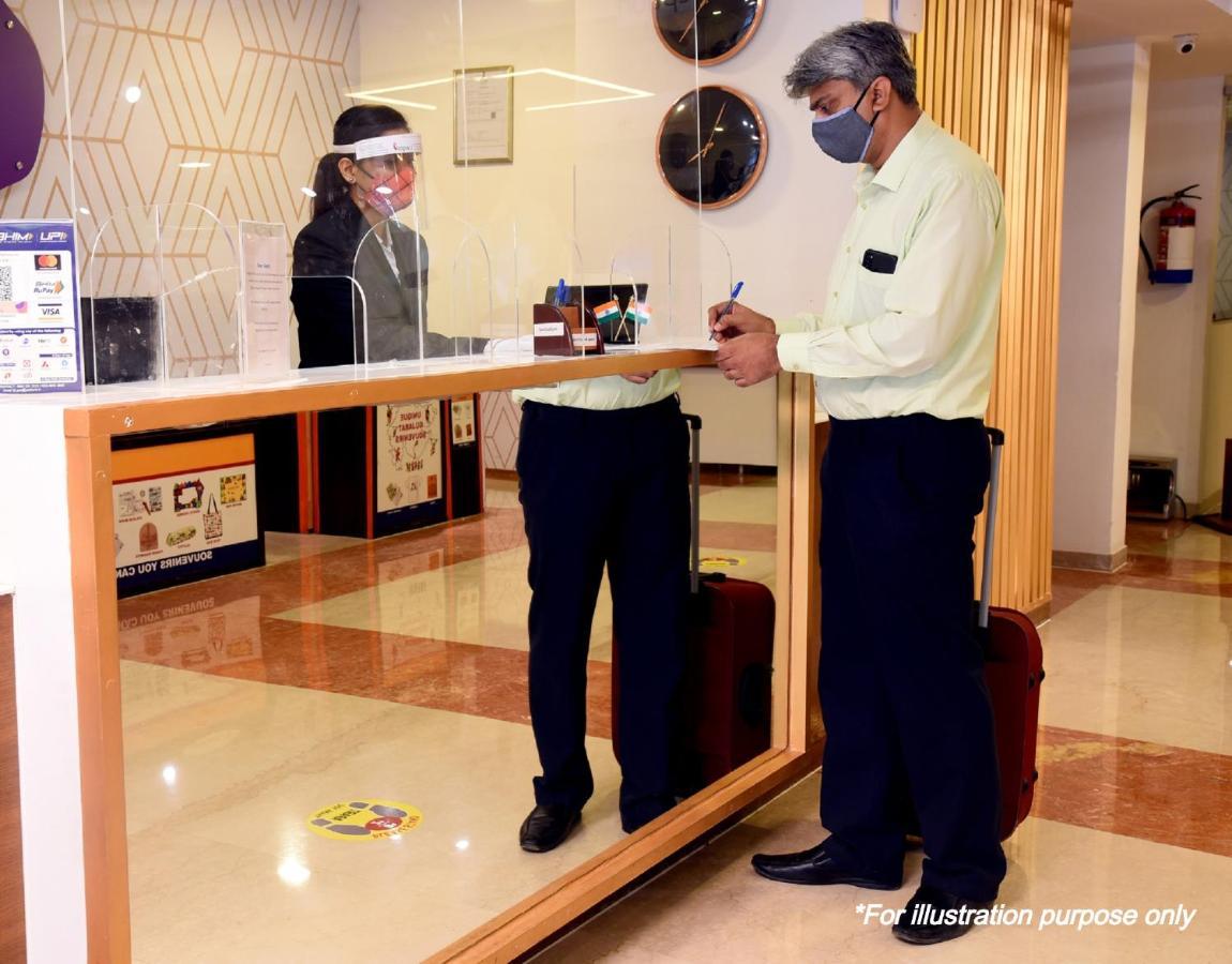 Vaccinated Staff - Capital O 7899 Casa Hotel โกลกาตา ภายนอก รูปภาพ